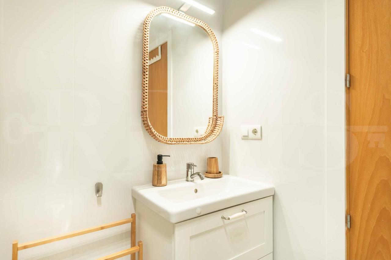 Bright Apartment Near The Historic Center By Rems Malaga Luaran gambar
